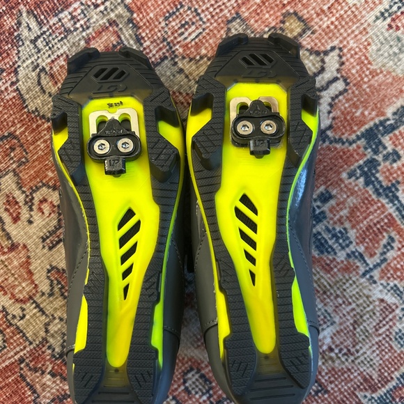Garneau HRS-80 Multi-Airflex SPD Clip Cycling Shoe Size 38 - Picture 2 of 5